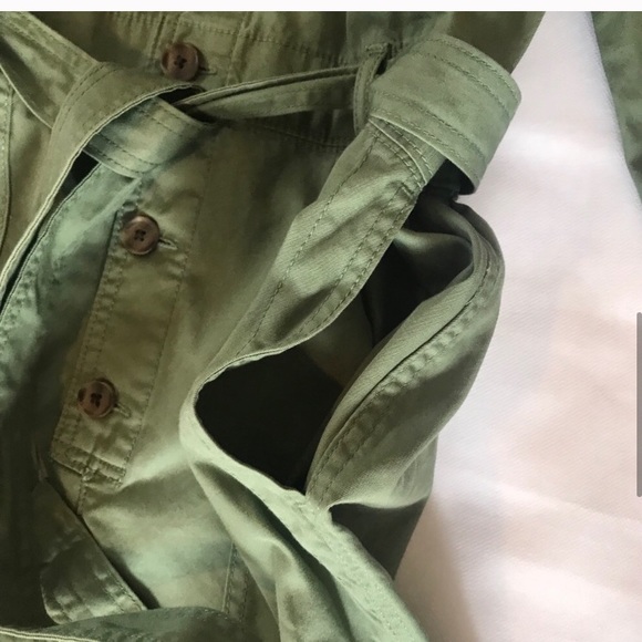 Today Only Sale Gap Utility Romper Jumper Twig Green sizes 6 8 - Picture 4 of 8